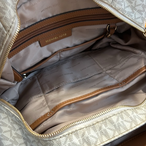 Michael Kors handbag. Vanilla color with tan straps and gold hardware. - Picture 8 of 16
